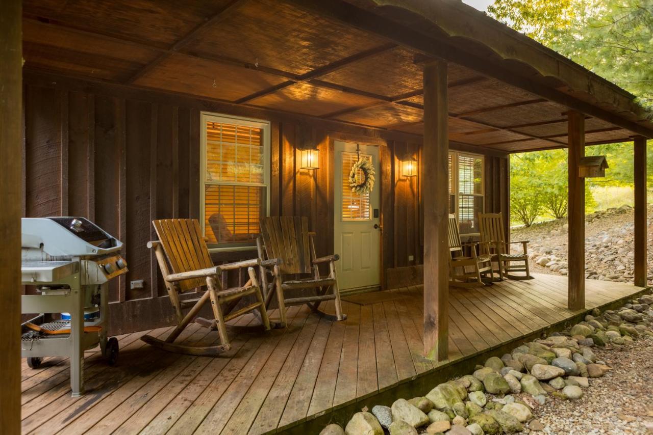 Blue Spruce . Trailside Lodging Villa Millersburg Bagian luar foto